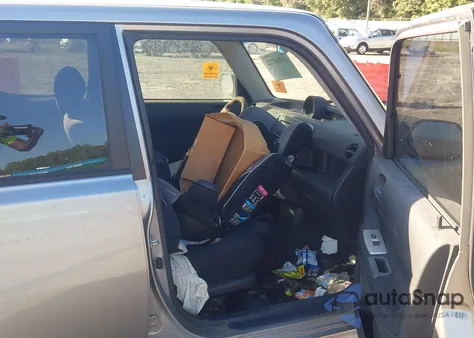 2005 Scion Xb from USA, damaged, VIN JTLKT324254019882